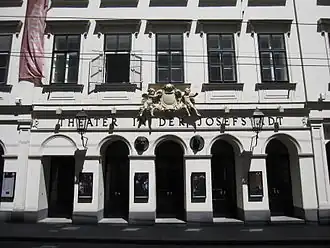 Ingang van het theater