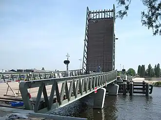 De Theo Fransmanbrug in afbouw (2013)