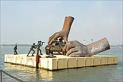 Lorenzo Quinn: This is not a game, 2011