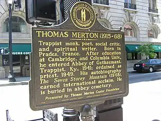 Bord ter herdenking van Thomas Merton in Louisville (Kentucky)