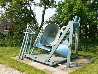 In the Eye of the Hurricane (1990) Skulpturengarten-Funnix