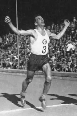 Thore Enochsson in 1933 tijdens een halve marathon