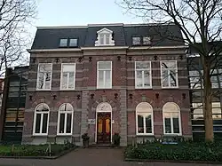 Voormalige directeurswoning van De Betuwe