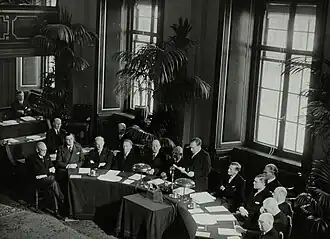De ministers van het kabinet tijdens toespraak van Drees (1948)