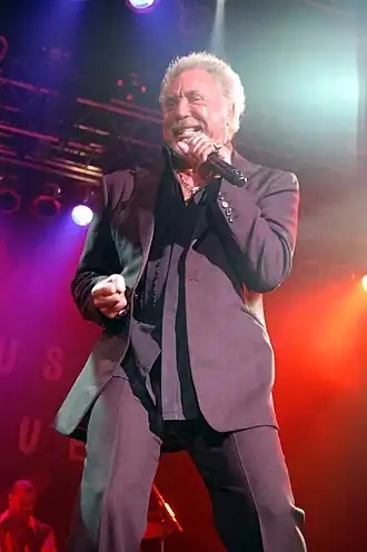 Tom Jones in concert bij House of Blues, Anaheim, Californië, 10 maart 2009