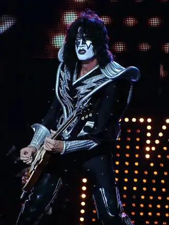 Tommy Thayer in 2010