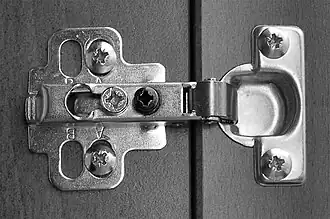 Inboor-keukenkastscharnier