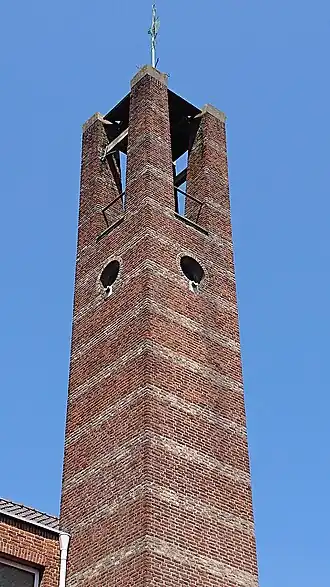 De toren van de Ichthuskerk