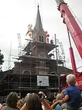 Overzicht van de nieuwe kerk, met de toren op de plek