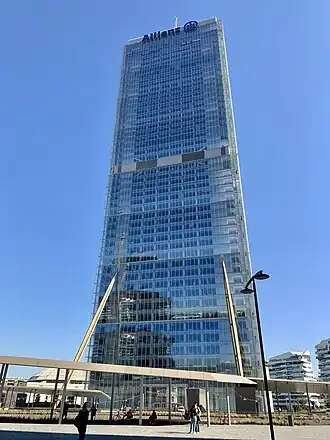 De Torre Isozaki