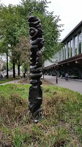 De totempaal (augustus 2018)