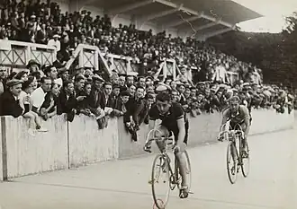 Robert Wierinckx met daarachter Maurice Archambaud (1936)