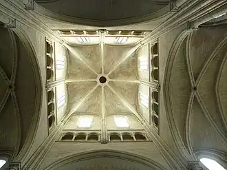 De lantaarn in de vieringstoren