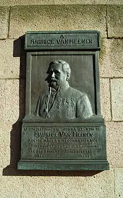 Maurice Van Meenen (1919), Sint-Gillis