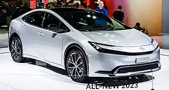 Toyota Prius V (2023)