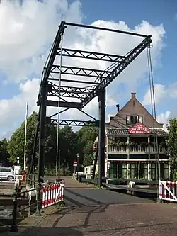 Trambrug