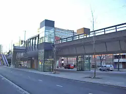 Het vernieuwde station Ternoot.