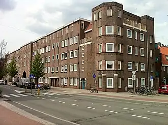 Sociale woningbouw in de Transvaalbuurt van architect Jan Gratama, anno 2011 verhuurd door Ymere