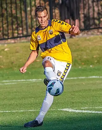 Sainsbury bij Central Coast Mariners