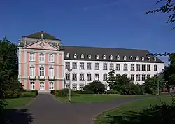 Oostvleugel met deel van zuidvleugel