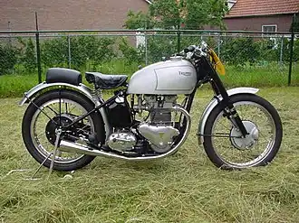 Triumph T100GP