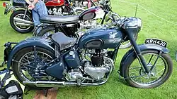 Speed Twin 5T uit 1949, met de Triumph sprung hub in het achterwiel.