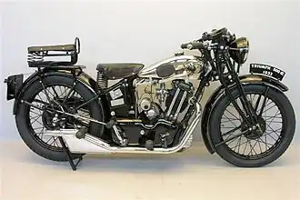 De Triumph NT 500 cc uit 1933 was een ontwerp van Val Page