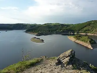 Lac de Grandval op de Truyère