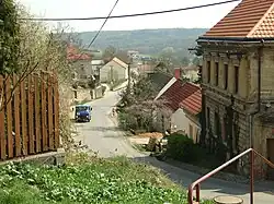 Straat in het dorp (2009)