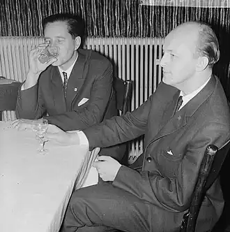 Keres (links) & Nei (rechts)