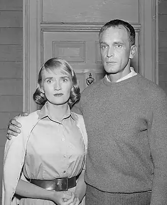 Scène uit The Monsters Are Due on Maple Street