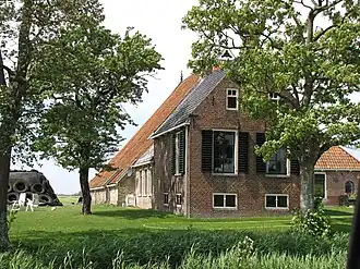 Monumentale boerderij in Koum