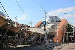 De zuidelijke toegang uit 2003.