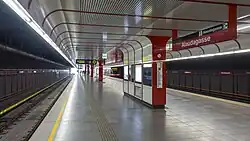 Het perron gezien uit het noorden.