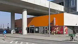 De beschilderde gevel.