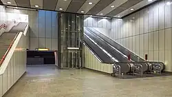 De zuidelijke dwarsgang.