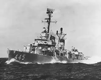 USS Fletcher (DD-445) onderweg, ca. 1960