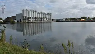 Sibelco te Uikhoven aan de Zuid-Willemsvaart