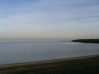 Uitzicht over de Eemsmonding bij Delfzijl.