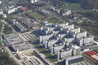 Luchtfoto van de universiteitscampus