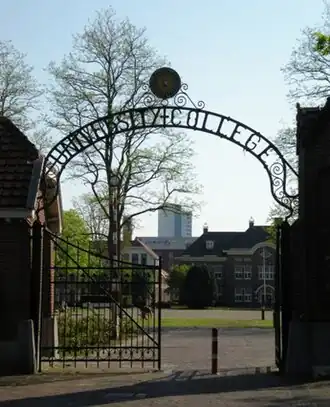 Toegangspoort University College