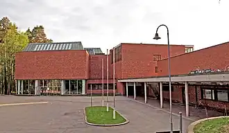 Het hoofdgebouw van de universiteit