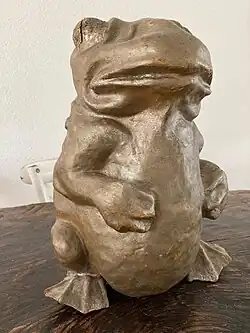 kikker uit papiermache