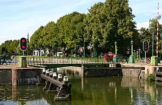 Muntsluisbrug over het Merwedekanaal
