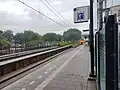 Gemoderniseerde VIRM arriveert op het station