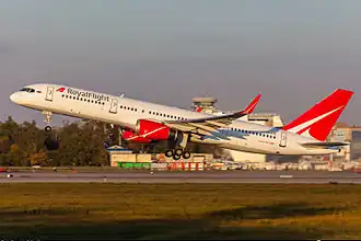 Een Royal Flight Boeing 757-200 op Luchthaven Domodedovo