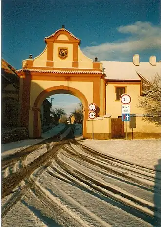 Slánskápoort (2004)