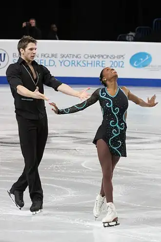 Morgan Ciprès en Vanessa James (2012)