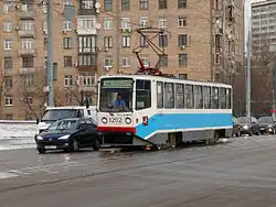 Tram op lijn 39, Vavilovastraat, 2010.
