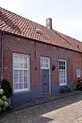 Huis met rechte gevel